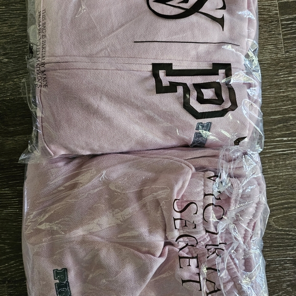 VS PINK outfit HOODIE SWEATER DOG pants - Picture 4 of 5